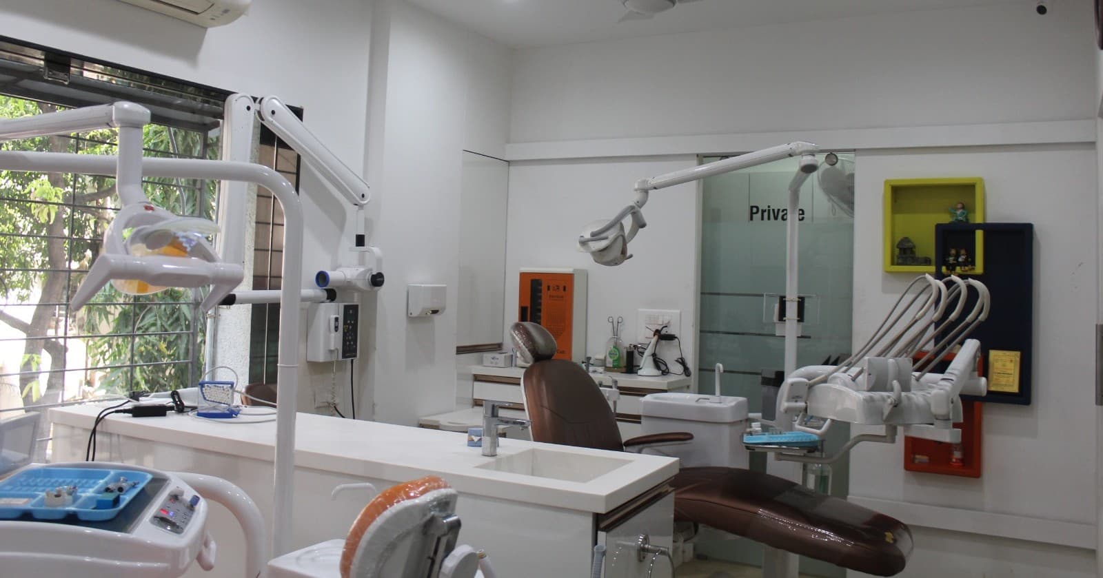 Aesthedent Clinic Interior